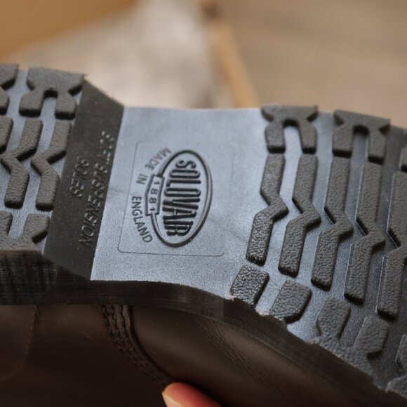 Solovair Brown Greasy 8 Eye Derby Boot - 10.5 Mens / 11.5 Womens - Picture 4 of 13